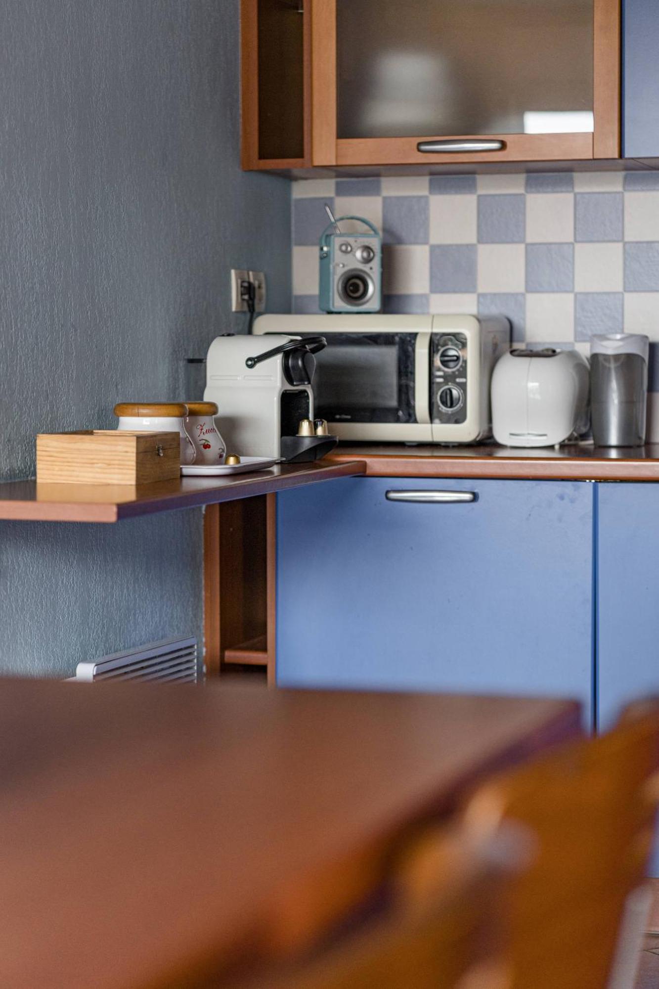 La Petit Maisonette De Manu